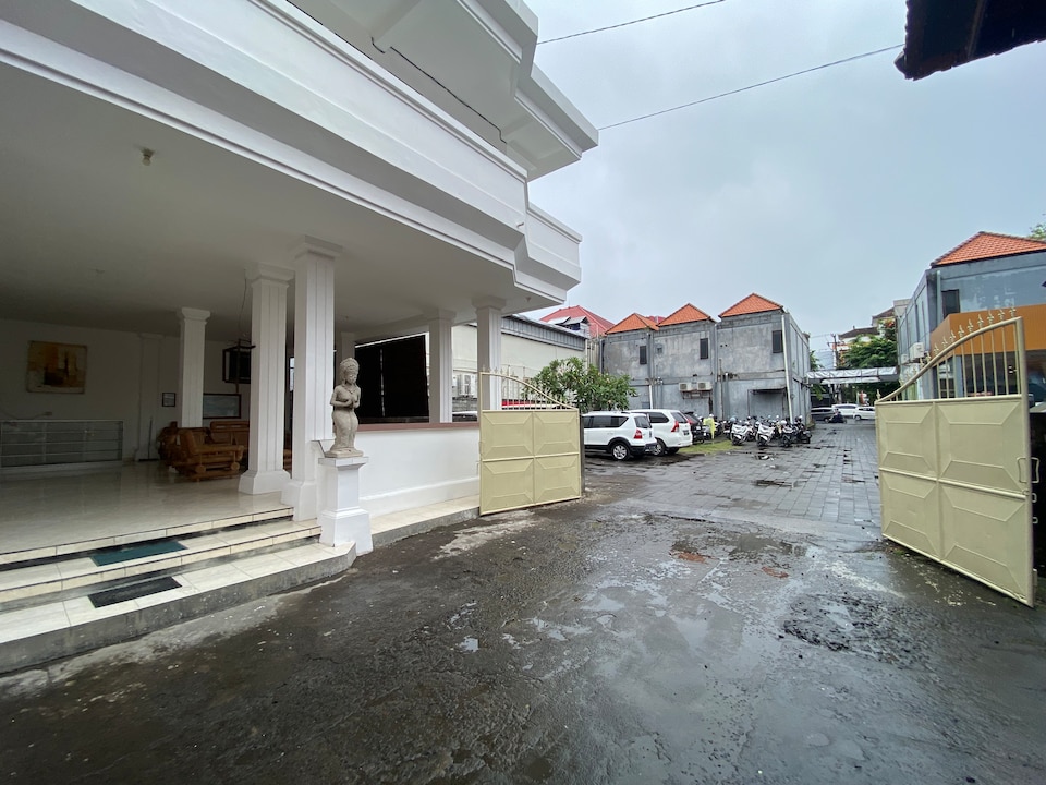 Hotel O Puri Queen Dua, Denpasar, Bali