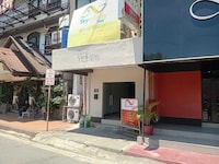 OYO 1169 Sky Infinity Inn