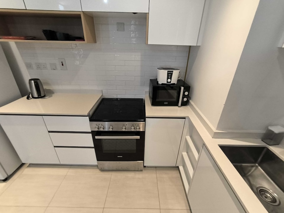 One-bedroom Furnished Apartment With Balcony, Al Reem Island, Abu Dhabi