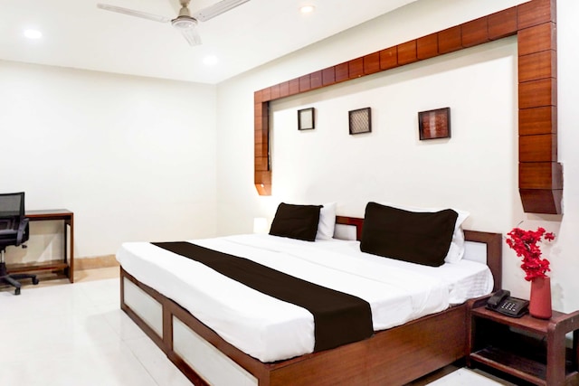 Collection O Sector 122 Noida