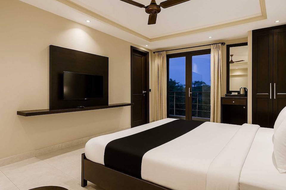 Collection O The NorthCap University, Cyber City, Gurgaon