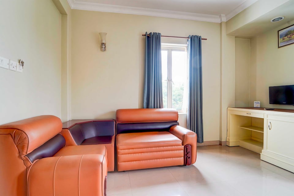 Collection O Thiruvananthapuram Chandrasekharan Nair Stadium, Thampanoor Trivandrum, Trivandrum