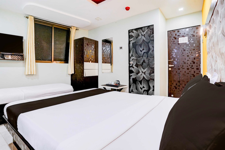Hotel O Asalpha Near International Airport, Mumbai Chembur-Kurla-Ghatkopar, Mumbai