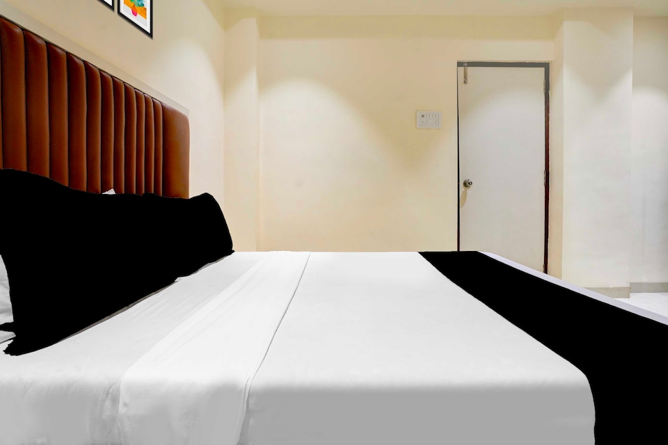 Hotel O Ulhasnagar Railway Station, Mumbai- Kalyan-Bhiwandi- Badalapur, Mumbai