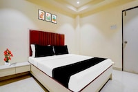 Hotel O Ulhasnagar Railway Station