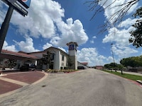 Studio 6 Studio 6 Suites Euless, TX – DFW West