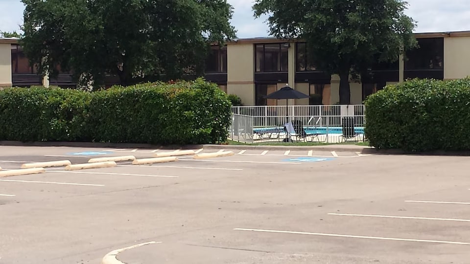 Capital O Duncanville Tx, C75104, Dallas