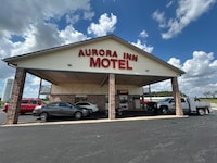 Capital O Aurora Inn Monett US 60