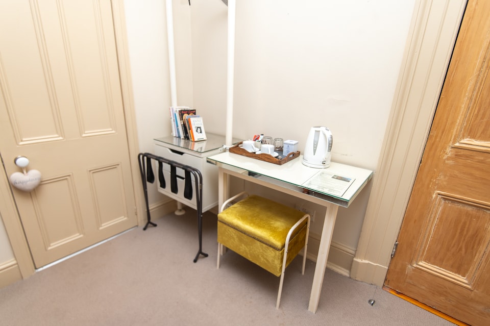 OYO Cornerstone Manor Hotel, Manchester, Manchester