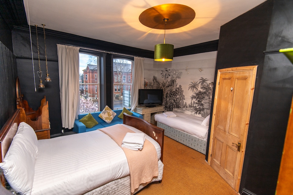 OYO Cornerstone Manor Hotel, Manchester, Manchester