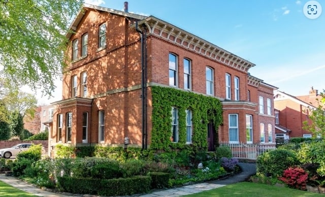 OYO Cornerstone Manor Hotel