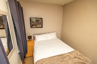 OYO Cornerstone Manor Hotel