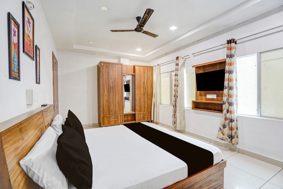 Hotel O Burj, Mall Road Bathinda, Bathinda