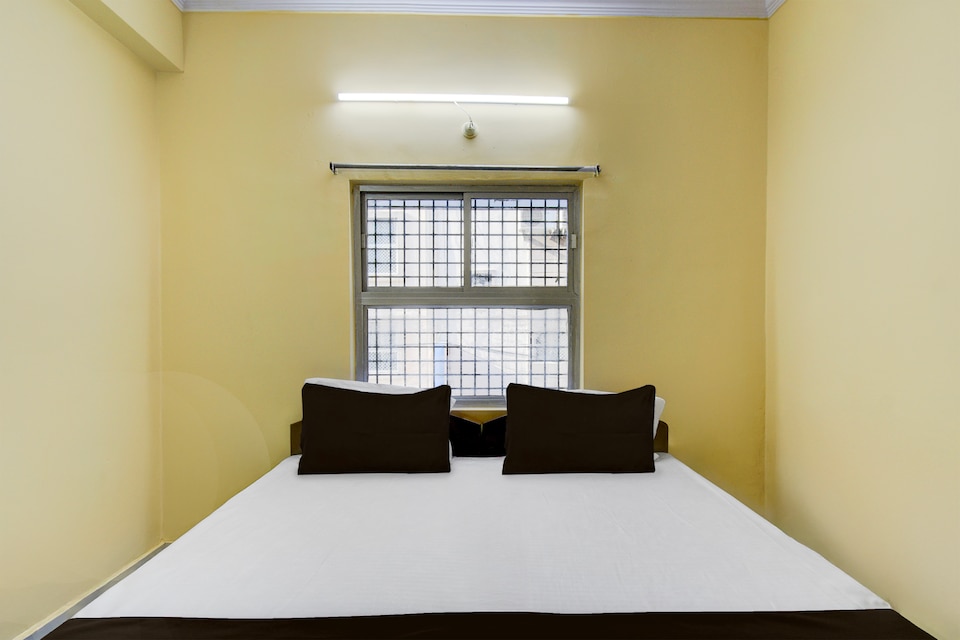Hotel O New Star Lodge, Abids-Nampally, Hyderabad