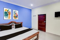 Hotel O Classic luxury Rooms