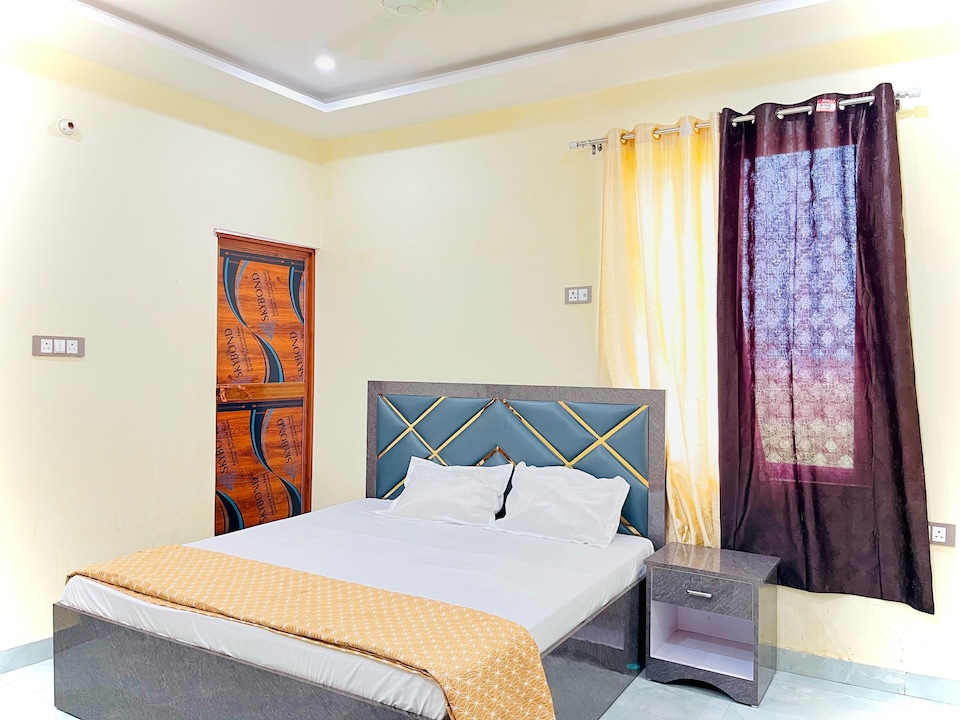 SPOT ON HOTEL SS PALACE, Fatehpur city, Fatehpur