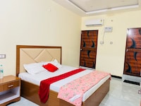 SPOT ON HOTEL SS PALACE