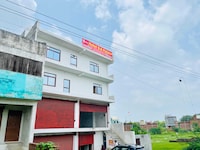 SPOT ON HOTEL SS PALACE