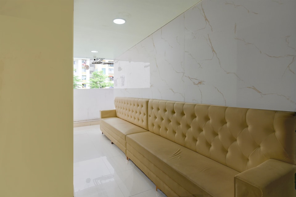 Super Hotel O Saibaba Temple Chintal Formerly Himagiri Luxury Room, LB Nagar-Ramoji, Hyderabad