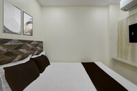 Super Hotel O Saibaba Temple Chintal Formerly Himagiri Luxury Room