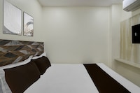 Super Hotel O Saibaba Temple Chintal Formerly Himagiri Luxury Room