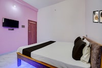 SPOT ON Golden Monarch