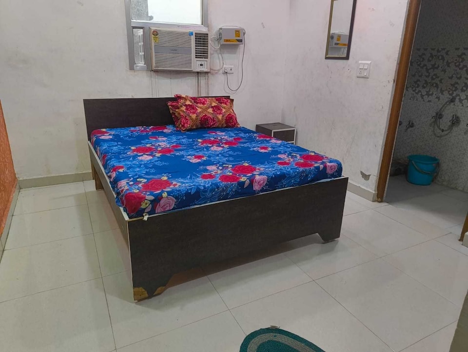 SPOT ON Hotel Sky Moon Oyo, Orai, Orai