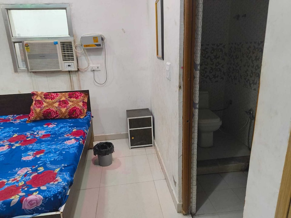 SPOT ON Hotel Sky Moon Oyo, Orai, Orai