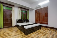 Spot On Alakh Kashi Homestay