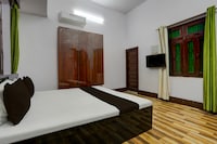 Spot On Alakh Kashi Homestay