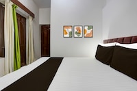 Spot On Alakh Kashi Homestay
