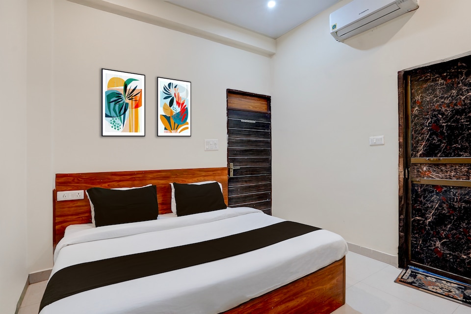 Hotel O Shree Kedar Grand, Lanka, Varanasi