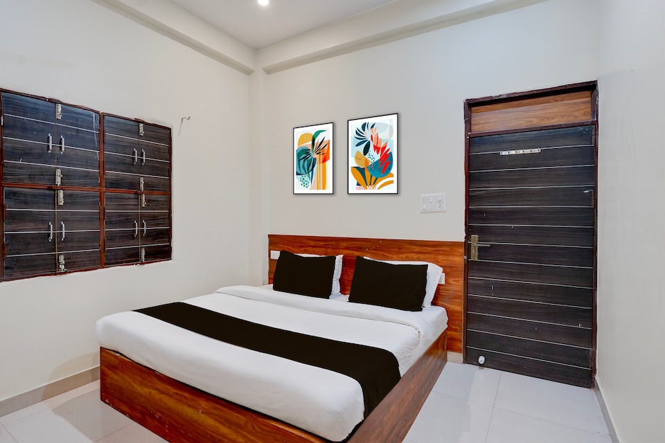 Hotel O Shree Kedar Grand, Lanka, Varanasi