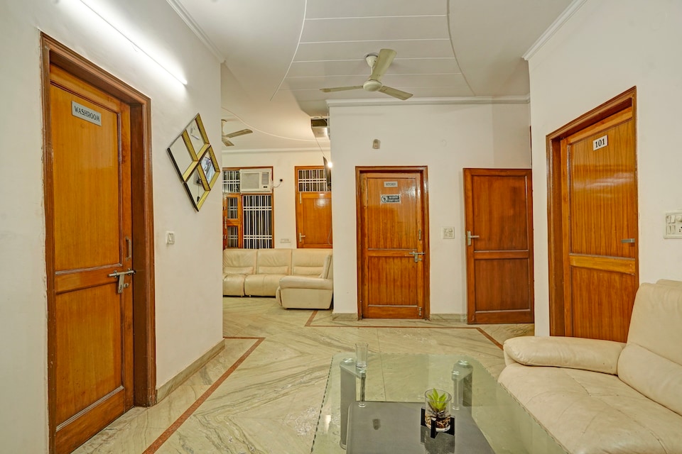 Hotel O The Villa Residency, HUDA CENTRE 1, Gurgaon