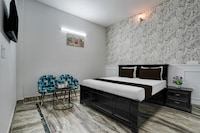 Hotel O The Classic Crown Hotel & Resort