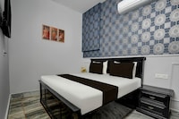 Hotel O The Classic Crown Hotel & Resort