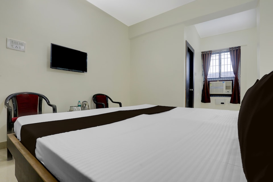 Hotel O Mahadev Palace, Kankarbagh Patna, Patna