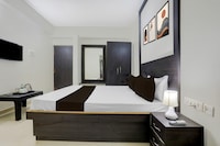 Hotel O Mahadev Palace