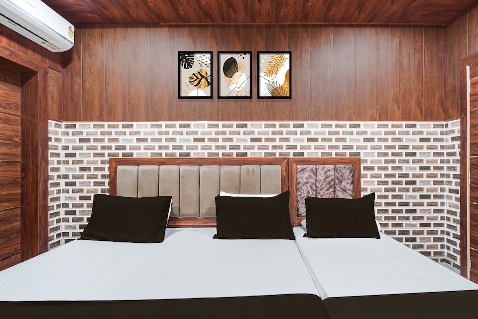 Hotel O Bageechi Dham, Iskcon Vrindavan, Vrindavan