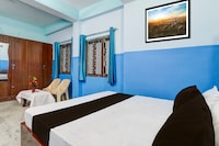 Hotel O Raj