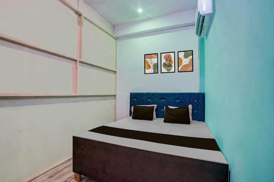 Hotel O Ayush Hotel & Restaurant , Rambagh Allahabad, Prayagraj