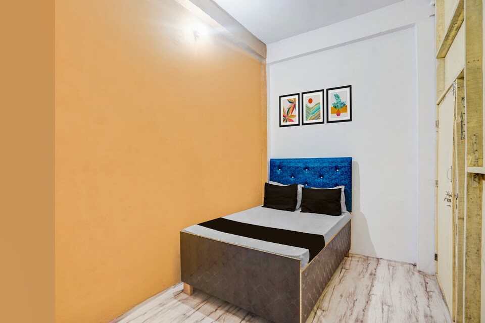 Hotel O Ayush Hotel & Restaurant , Rambagh Allahabad, Prayagraj