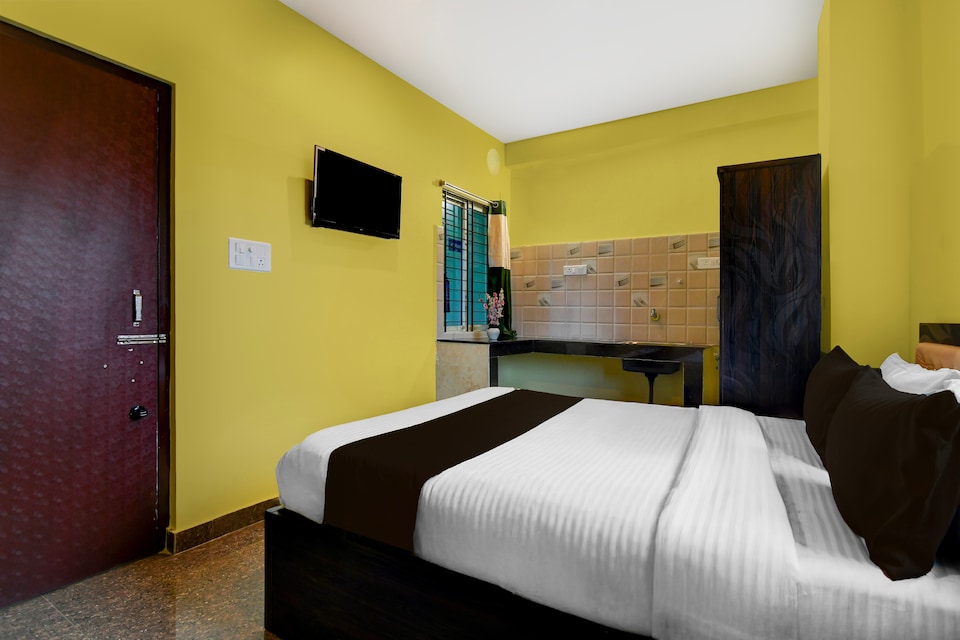 Hotel O Royal Avisi Residency , VaniVihar Bhubaneswar, Bhubaneswar