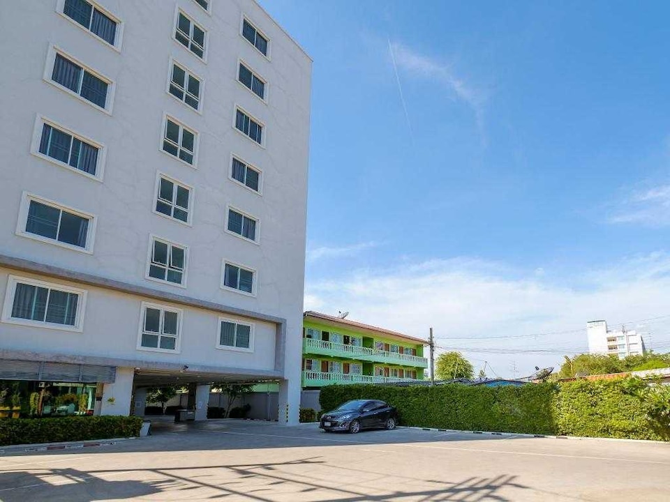  Townhouse Siam Privi Hotel, Ratchada, Bangkok