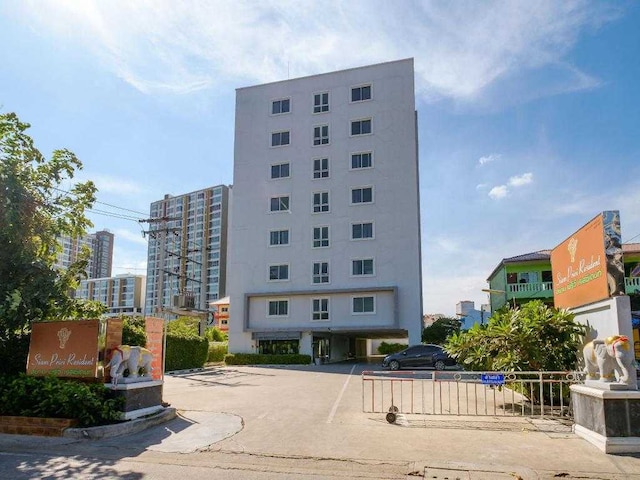  Townhouse Siam Privi Hotel