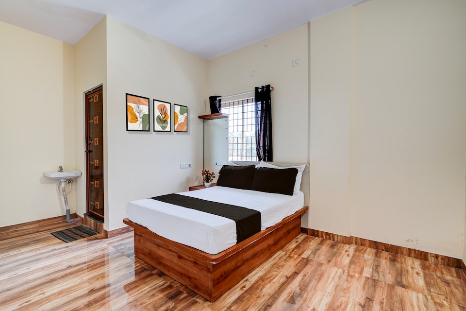 Hotel O SRI SRINIVASA BOARDING & LODGING, Peenya Bangalore-II, Bangalore