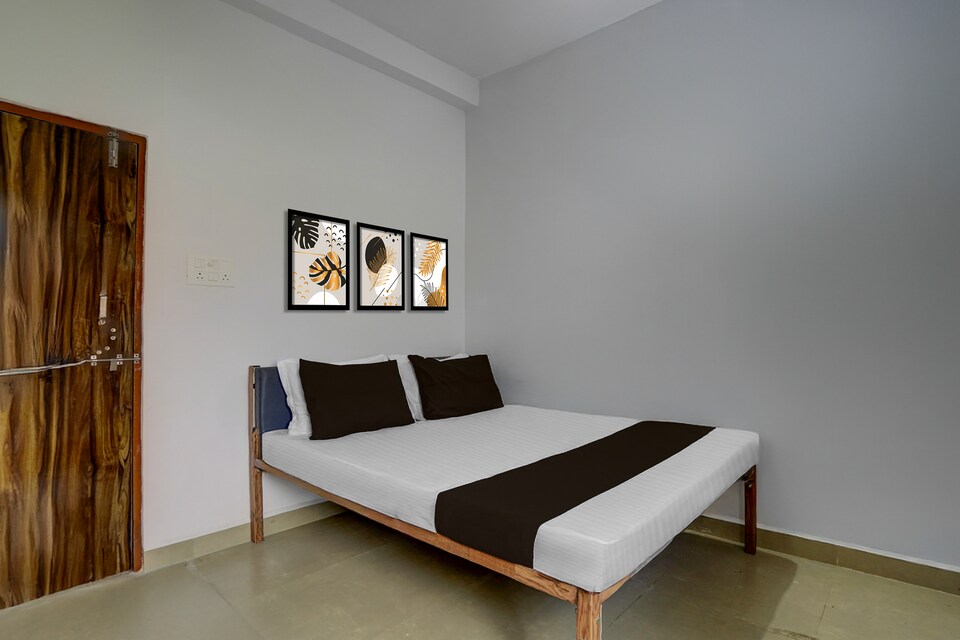 Hotel O Surabardi Shiva Temple Nagpur, Wadi Nagpur, Nagpur