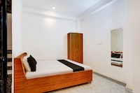 SPOT ON Radhe Krishna Palace