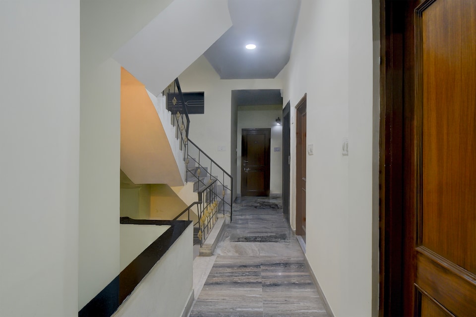 Hotel O Angel Paradise, Sindhi Camp, Jaipur