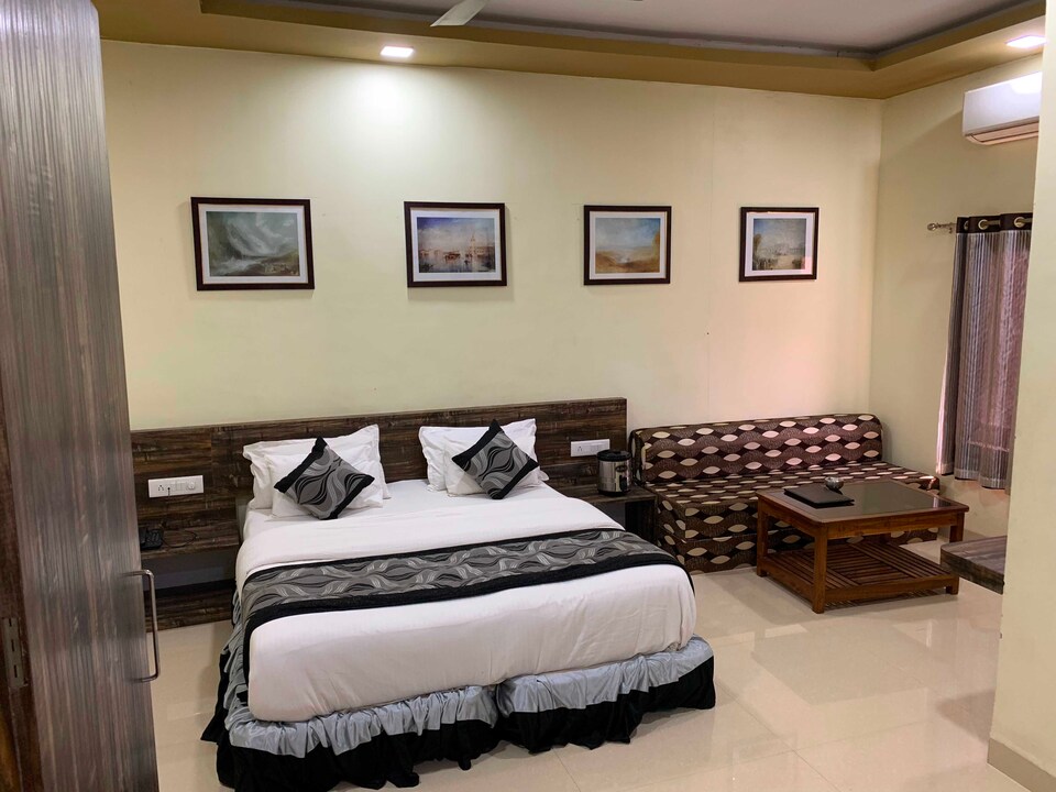 Hotel O shehnai garden, Bina, Bina